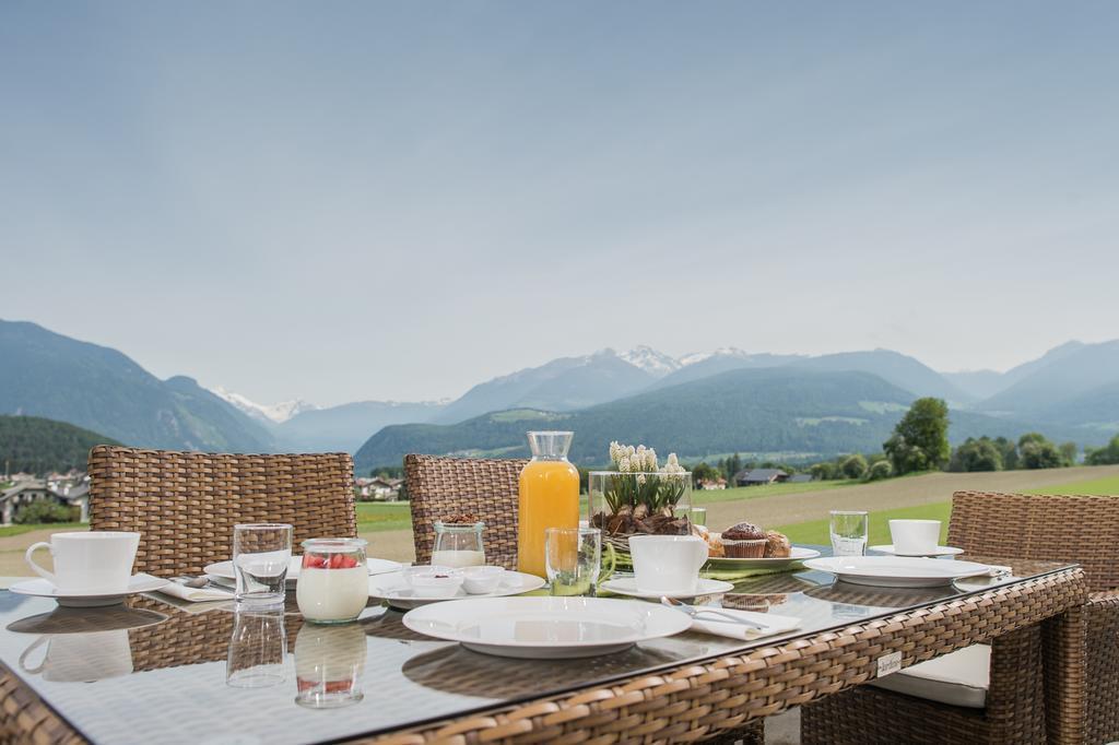 Hotel Garni Hochgruber Bruneck Buitenkant foto